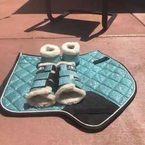 Equestroom saddle pad set